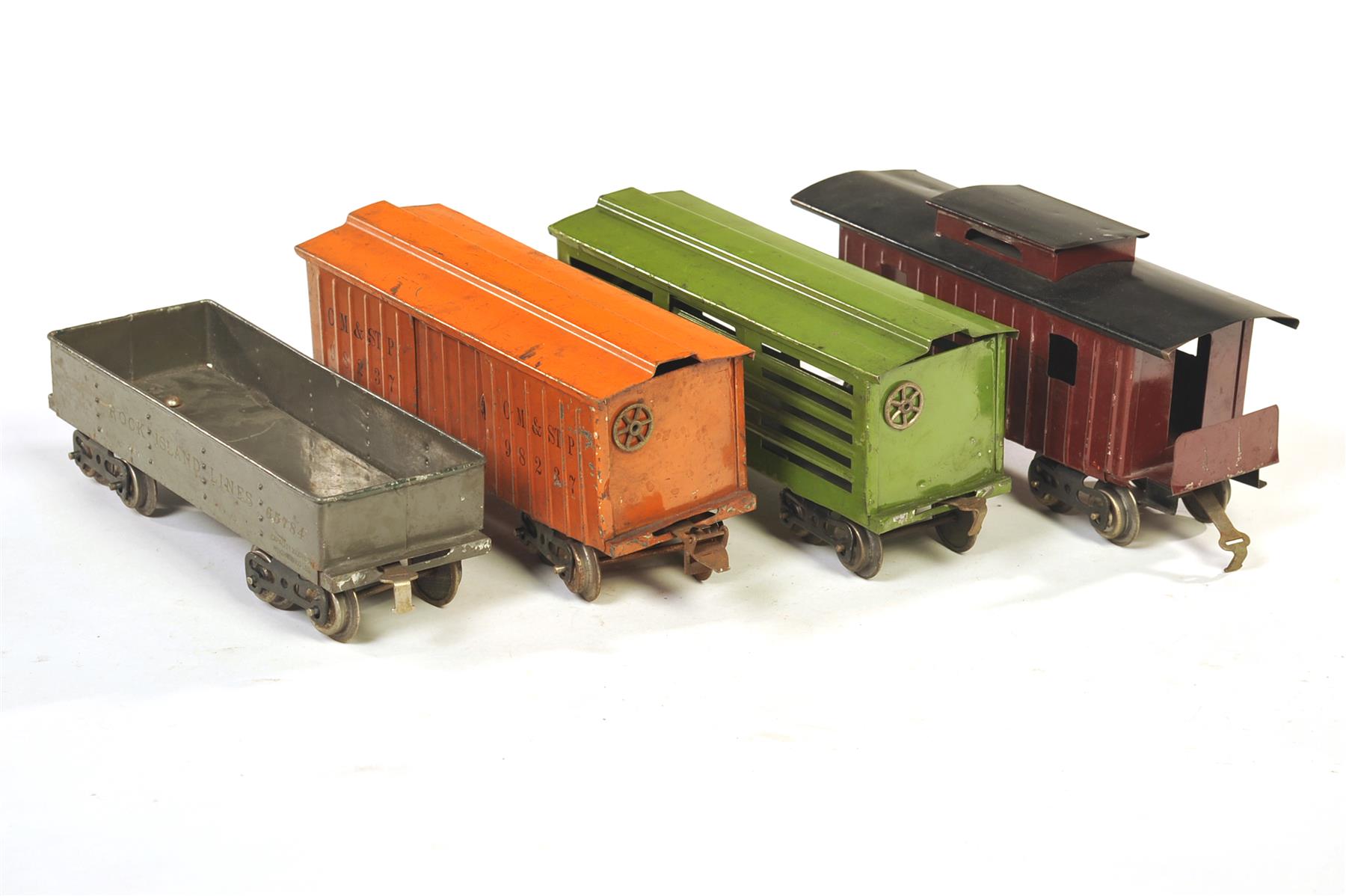 Appraisal: FOUR LIONEL STANDARD GAUGE -SERIES FREIGHT CARS American ca -