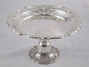 Appraisal: A silver tazza with shaped and pierced deep border and