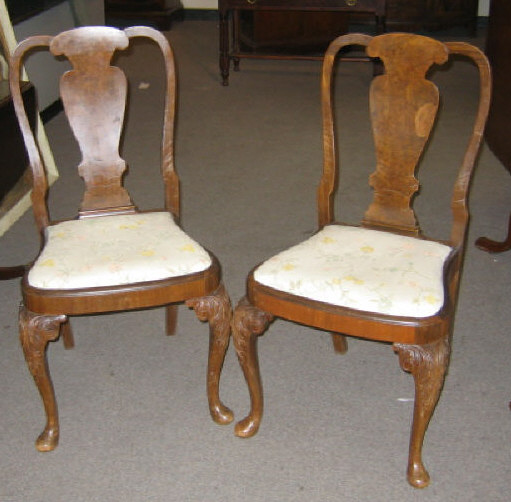 Appraisal: PAIR OF ENGLISH TH CENTURY WALNUT DINING CHAIRS Queen Anne