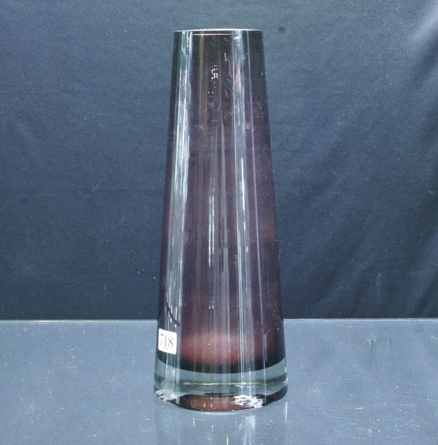 Appraisal: A Finish purple tinted glass vase