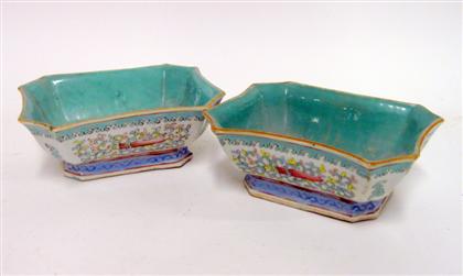 Appraisal: Pair of Chinese Famille Rose porcelain dishesEach of shaped form