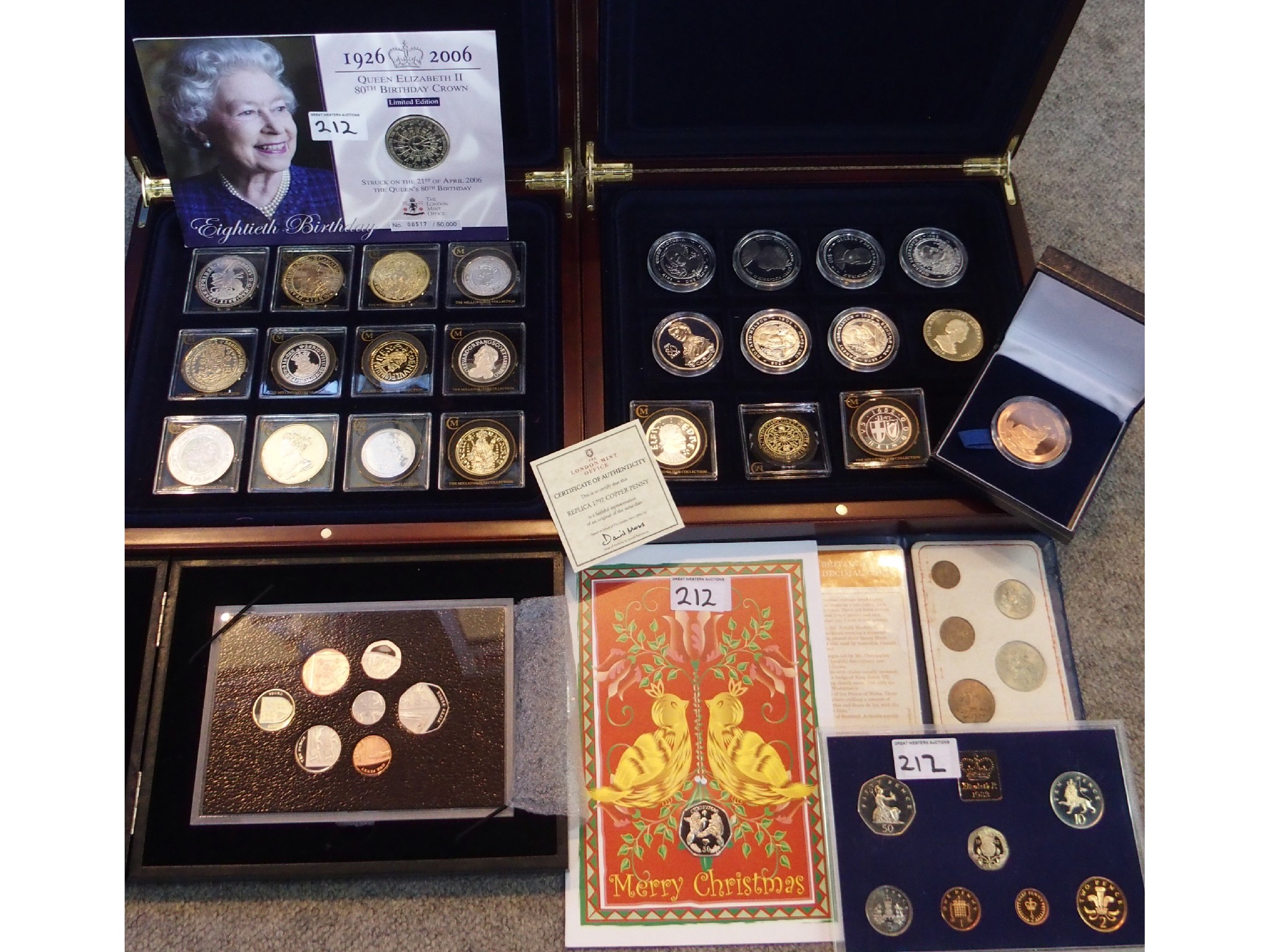 Appraisal: A quantity of modern proof and commemorative coins to include