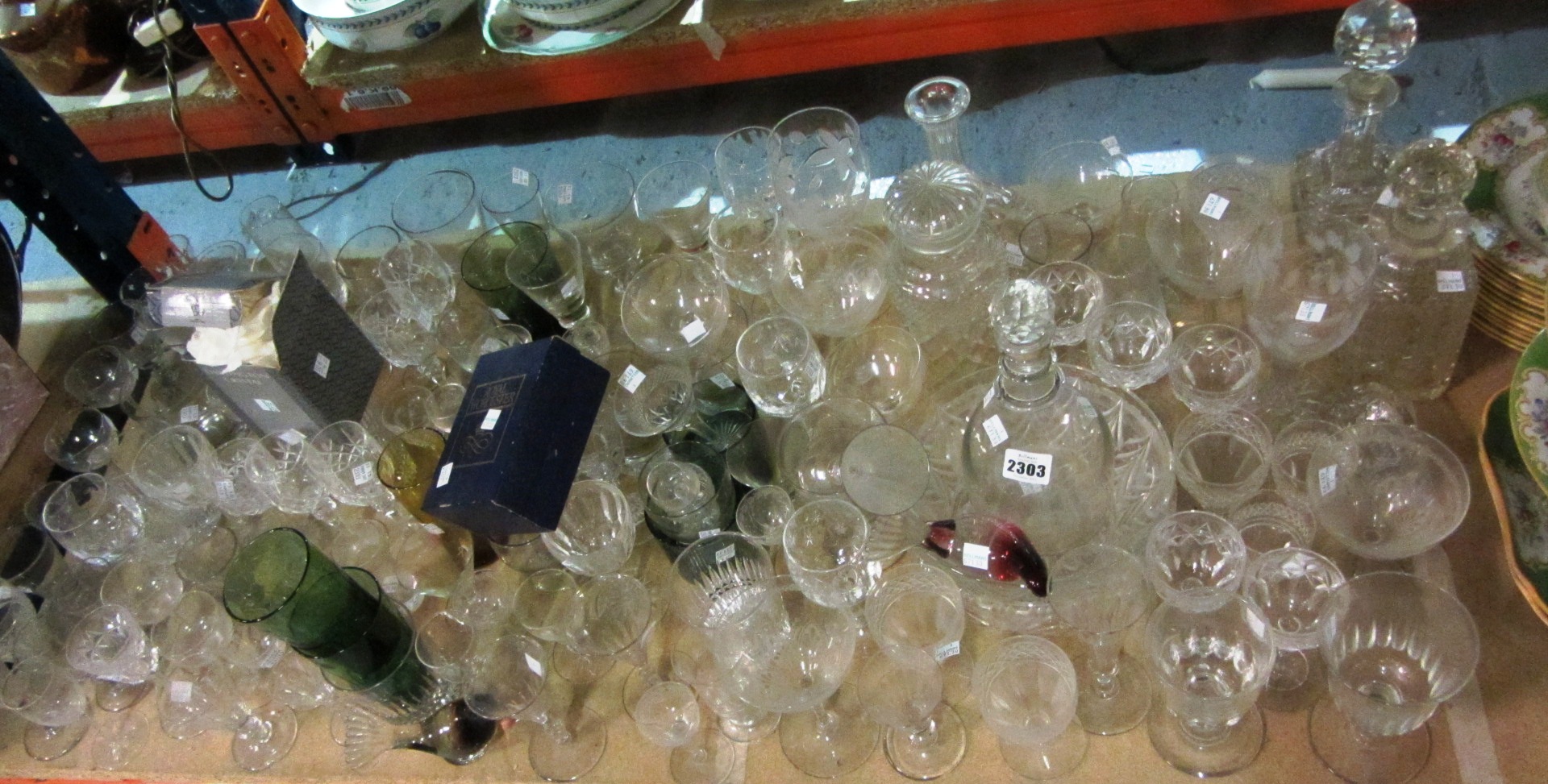 Appraisal: A quantity of mixed glasses glass bowls and decanters