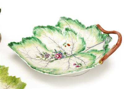 Appraisal: Chelsea leaf form porcelain dish Modeled as overlapping leaves painted