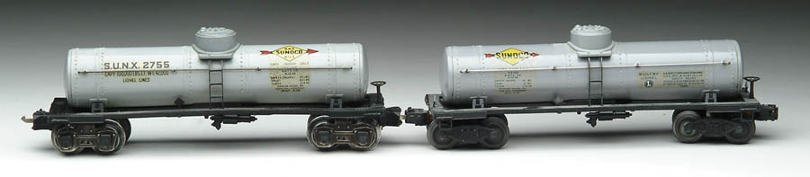 Appraisal: LOT OF LIONEL O GAUGE SEMI-SCALE SUNOCO TANK CARS One