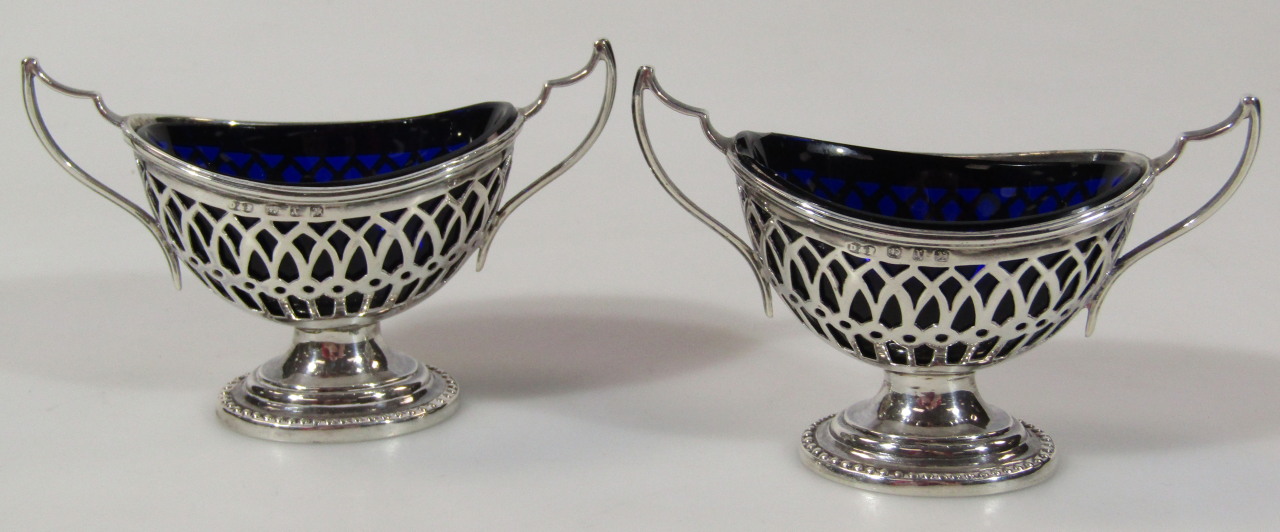 Appraisal: A pair of late Victorian silver open salts each of