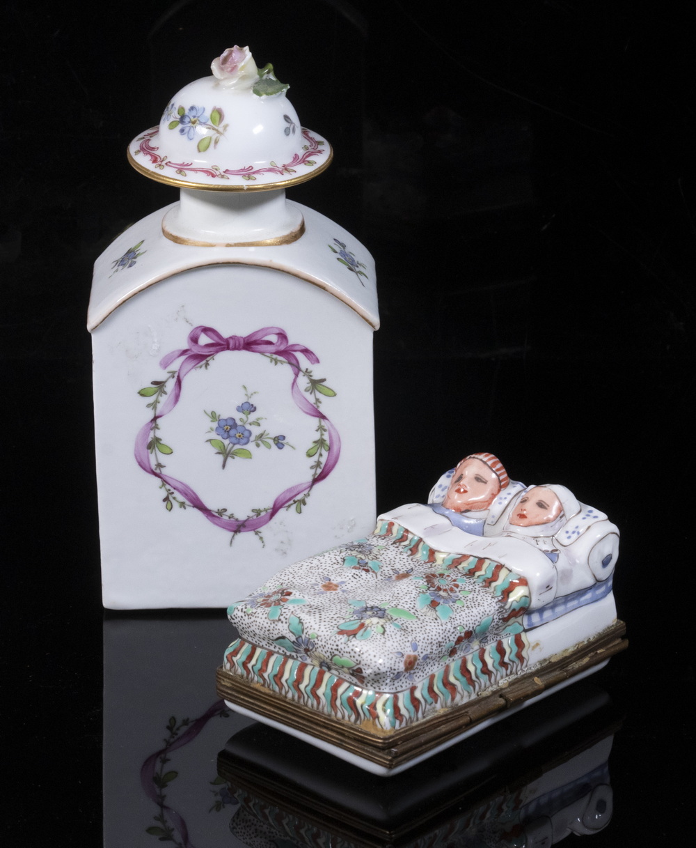 Appraisal: FRENCH PORCELAIN BOX TEA CADDY Pieces of th c French