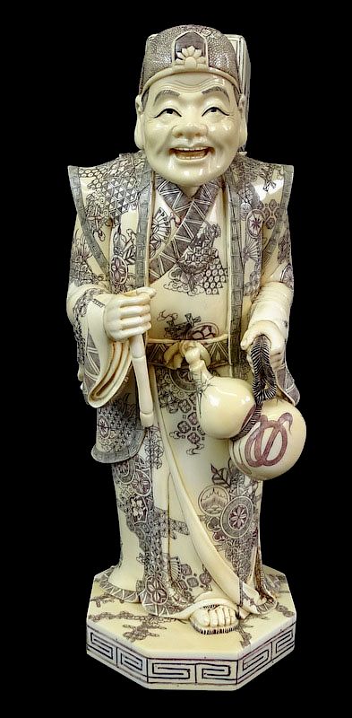 Appraisal: A Single Chinese Export Bone Dice Wise Man Figure A