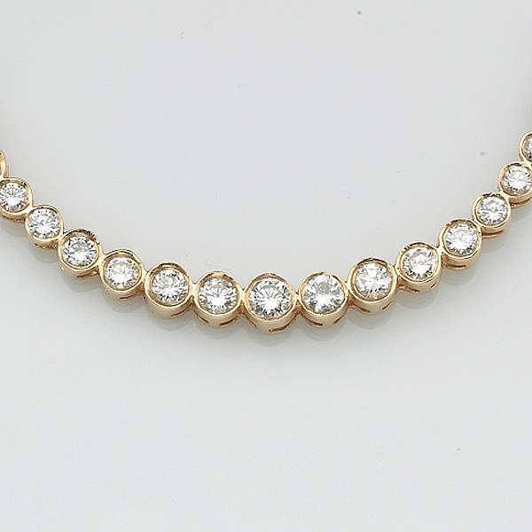 Appraisal: A diamond and k gold necklace estimated total diamond weight