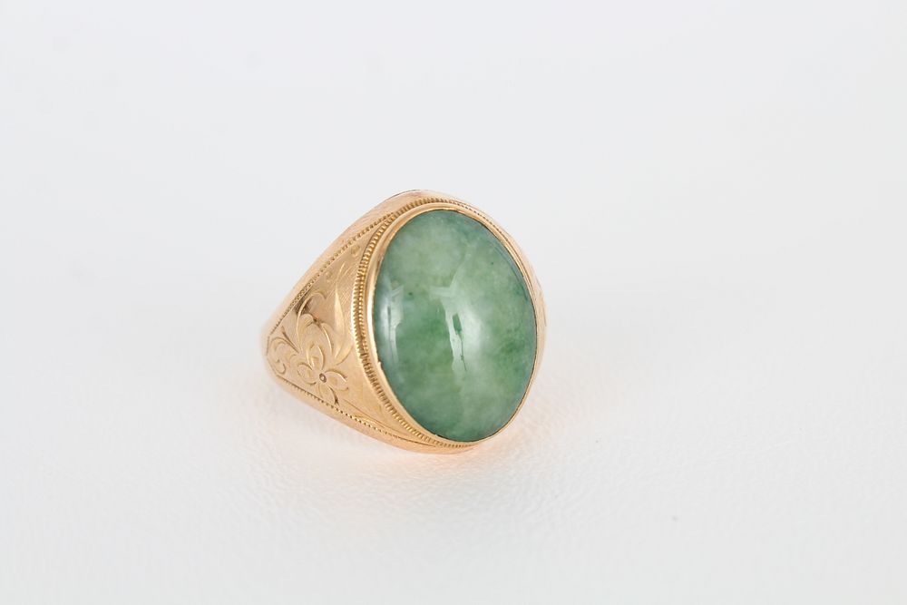 Appraisal: K Gold Jade Mens Ring K Gold Jade Mens Ring