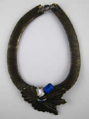 Appraisal: A vintage costume jewellery necklace centre approx cm