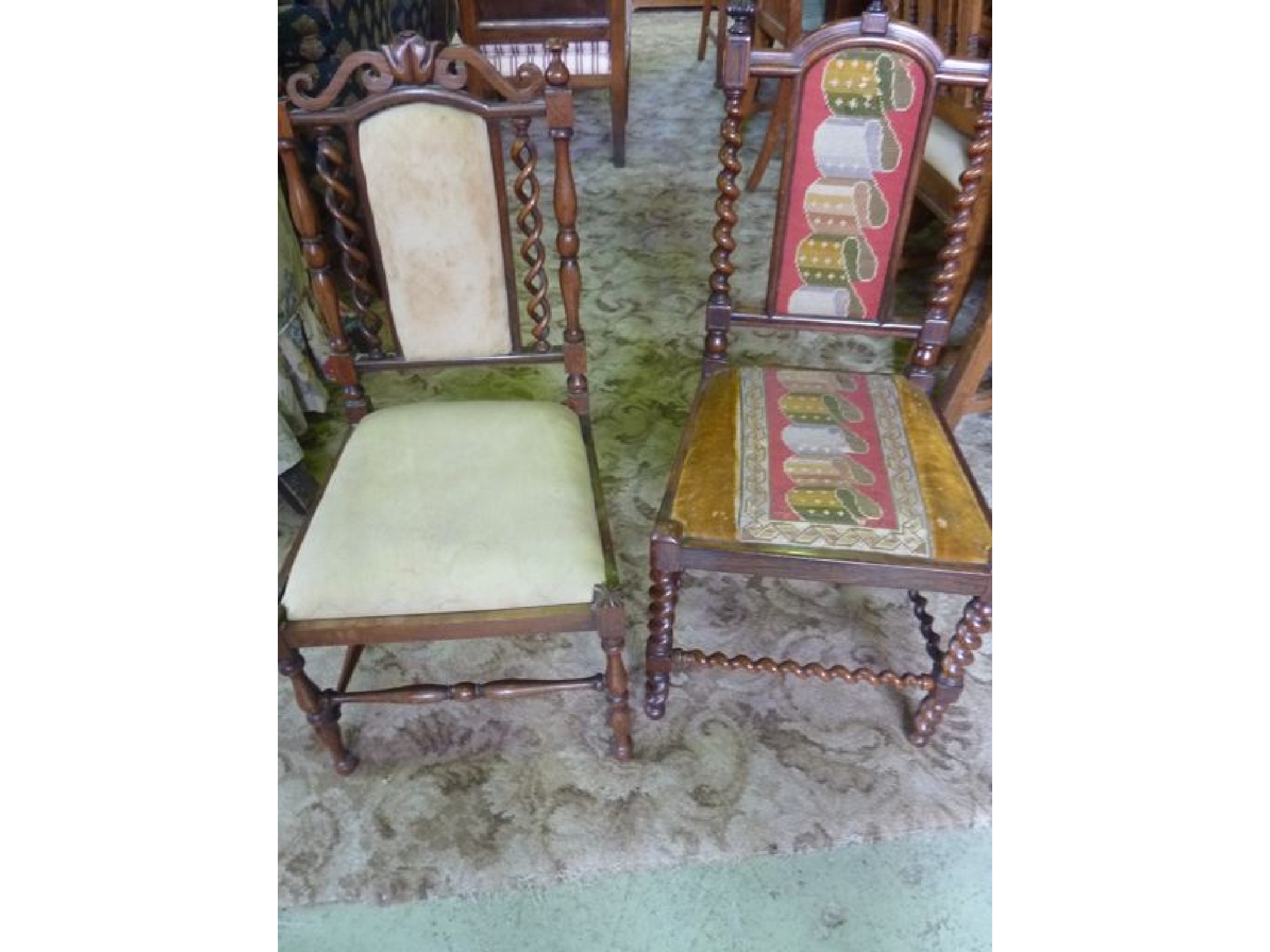 Appraisal: A Victorian rosewood child's chair with show wood frame spiral