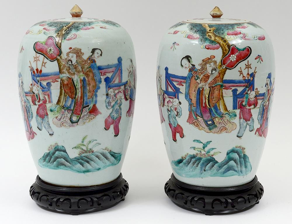 Appraisal: PAIR OF FAMILLE ROSE PORCELAIN JARS AND COVERS Chinese th