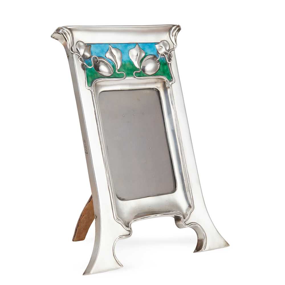 Appraisal: WILLIAM HUTTON SONS LTD PICTURE FRAME LONDON - silver and