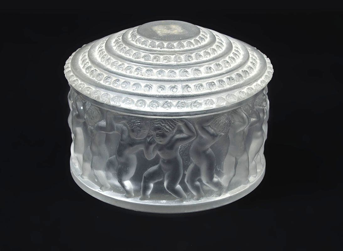 Appraisal: LALIQUE CRYSTAL ENFANTS DRESSER BOX Frosted crystal covered box molded