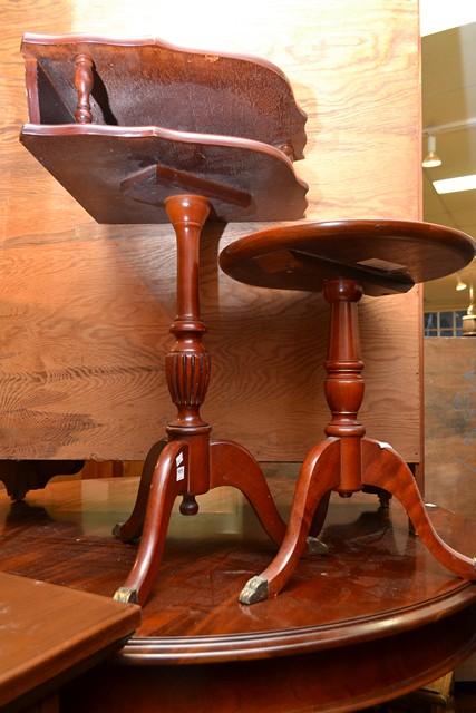 Appraisal: THREE REGENCY STYLE WINE TABLES IN MAHOGANY THREE REGENCY STYLE