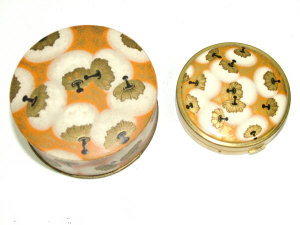 Appraisal: Houppes A Coty brass and enamel powder compact stamped Coty