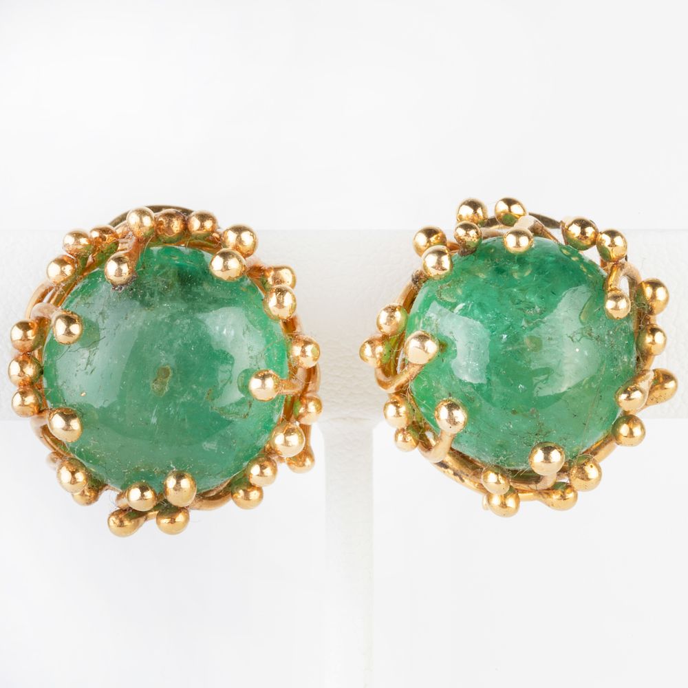 Appraisal: Pair of k Gold and Emerald Earclips Marked ' k'