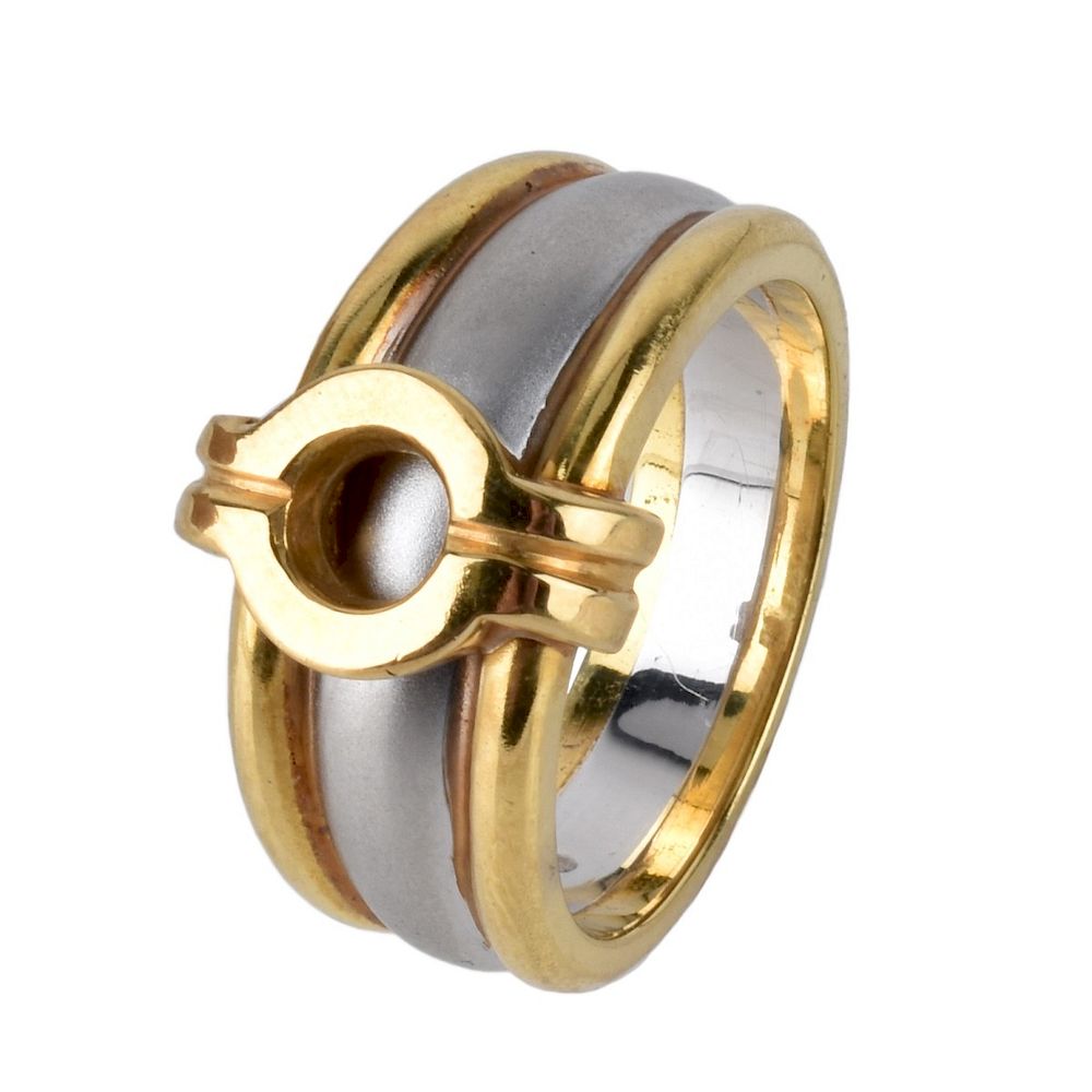 Appraisal: Man's Platinum Gold Ring Man's Platinum and Yellow Gold Ring