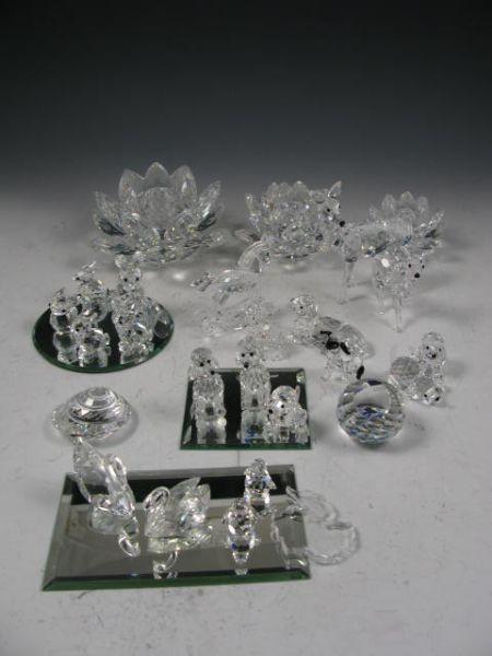 Appraisal: Crystal Items appear to be Swarovski including three petal form