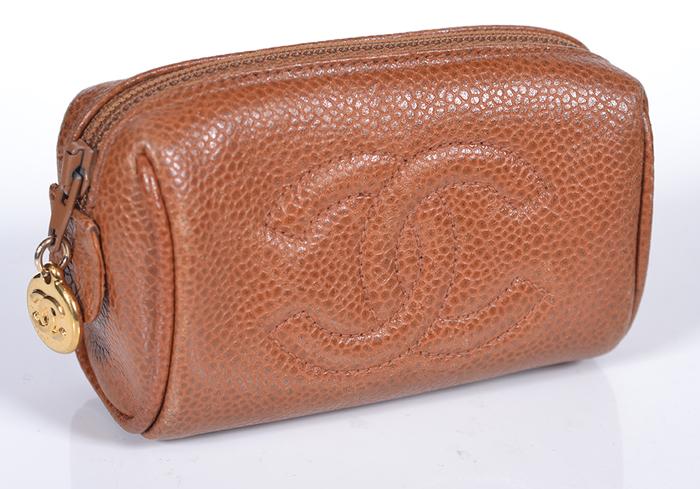 Appraisal: A COIN PURSE BY CHANEL