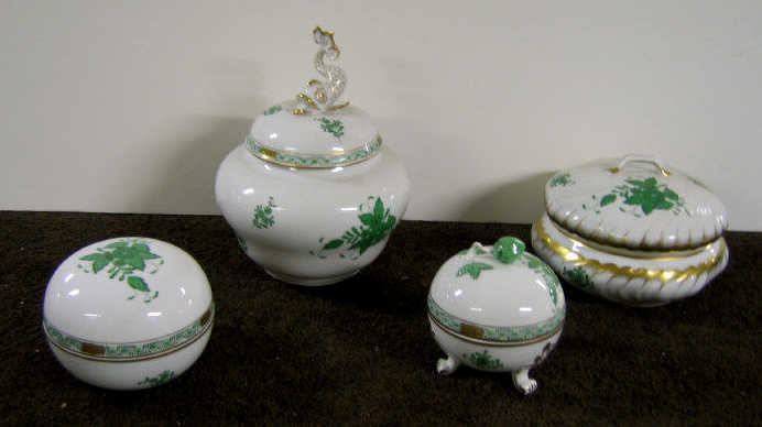 Appraisal: FOUR PIECES HEREND Assorted lidded pieces in the green Chinese