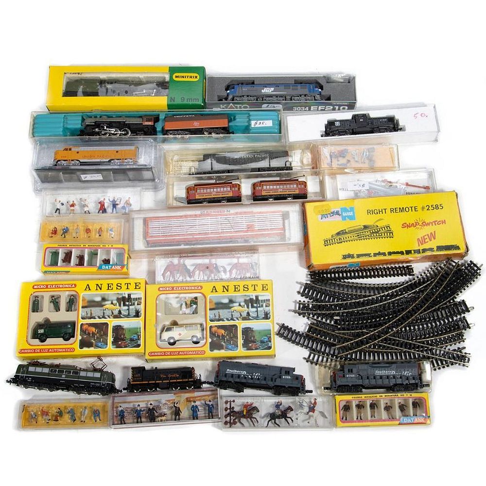 Appraisal: Lot of N Gauge Equipment and Parts Arnold N Trailer