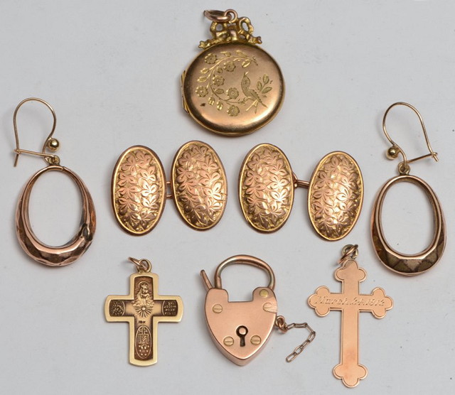 Appraisal: A SMALL COLLECTION OF MISCELLANEOUS GOLD AND OTHER JEWELLERY including