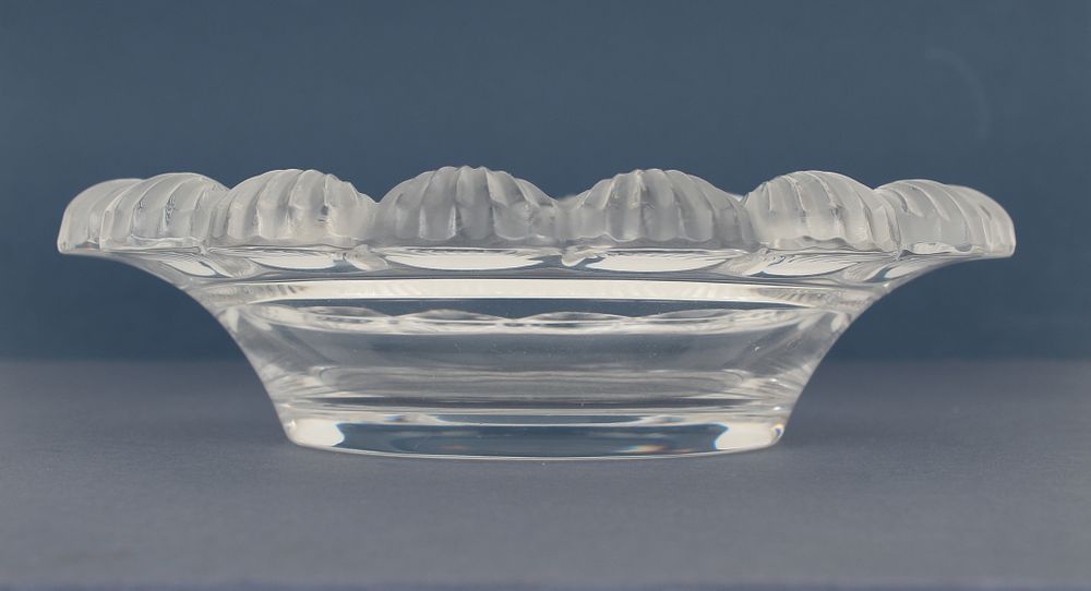 Appraisal: Lalique France Pornic Scallped Bowl Lalique French crystal 'Pornic' bowl