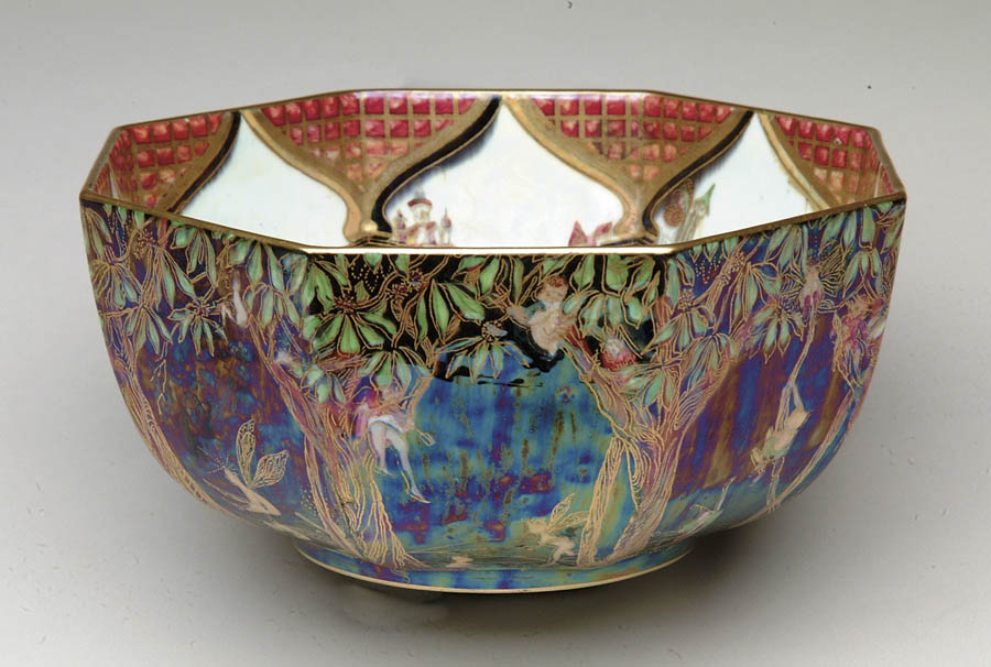 Appraisal: WEDGWOOD FAIRYLAND LUSTRE BOWL Beautiful octagon shaped bowl has outside