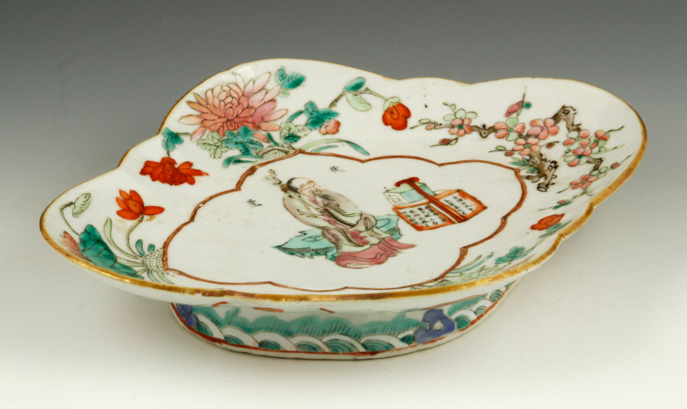 Appraisal: - th C Chinese Dish th century footed porcelain dish