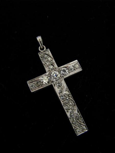 Appraisal: Beautiful k White Gold Diamond Cross with unusual Swirl Design