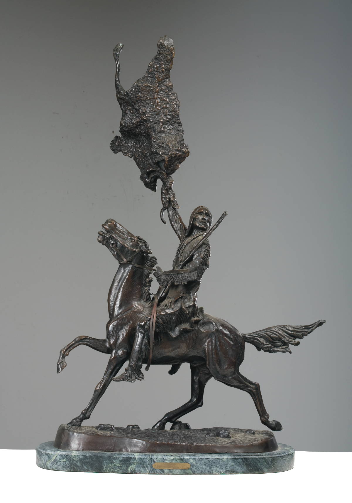 Appraisal: BRONZE FIGURE OF quot THE BUFFALO SIGNAL quot AFTER FREDERIC