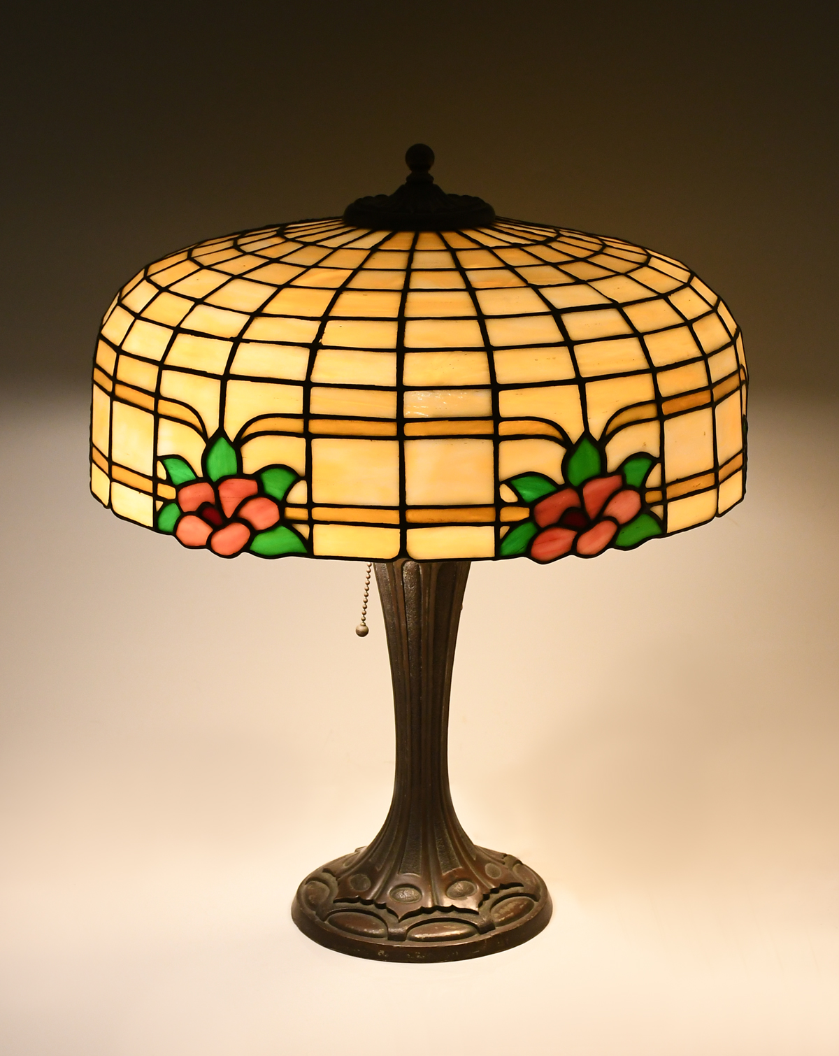 Appraisal: LAMB BROTHERS GREENE HIBISCUS LEADED GLASS TABLE LAMP Caramel slag