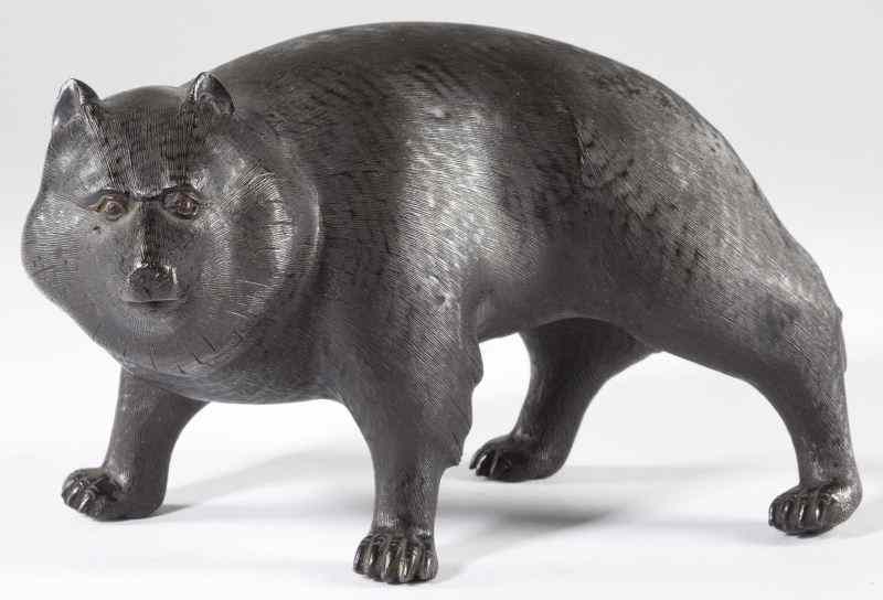 Appraisal: Fine Japanese Bronze Bearsigned on the underside a highly detailed