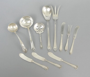 Appraisal: A Group of Sterling Silver Serving Pieces and Butter Knives