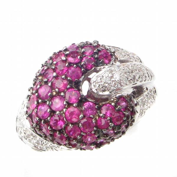 Appraisal: A ruby diamond and eighteen karat white gold heart ring