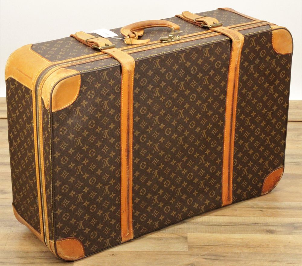 Appraisal: Louis Vuitton Large Soft Sided Suitcase A vintage Louis vuitton