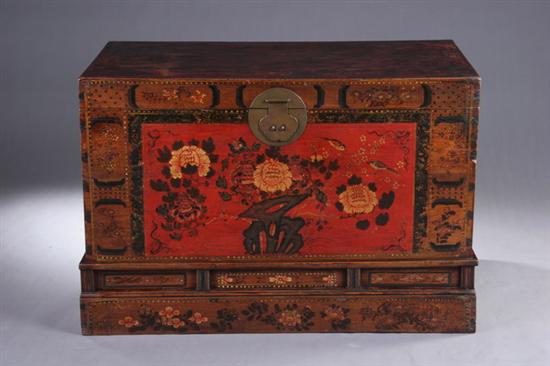 Appraisal: CHINESE POLYCHROME ELMWOOD TRUNK Shanxi province th century With floral