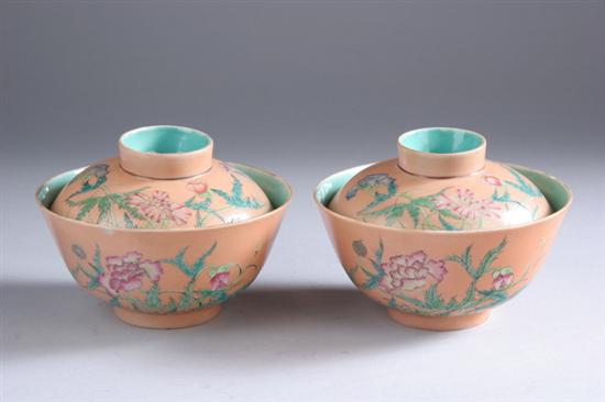 Appraisal: PAIR CHINESE FAMILLE ROSE PORCELAIN BOWLS AND COVERS Daoguang mark