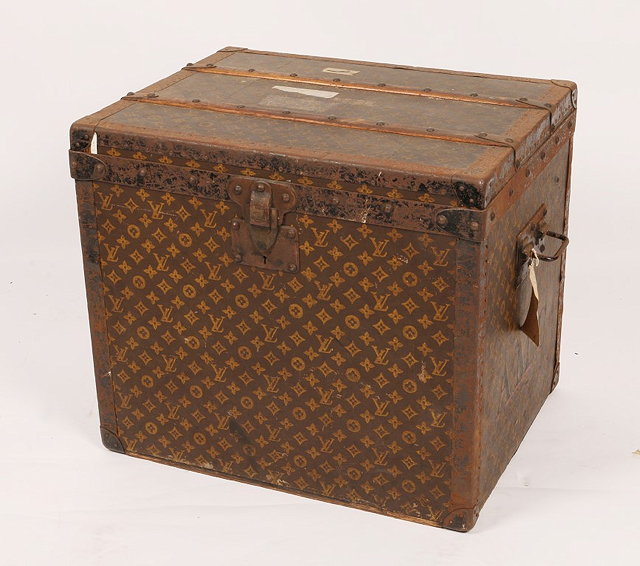 Appraisal: A LOUIS VUITTON LADIES CABIN TRUNK with stylised monogram decoration