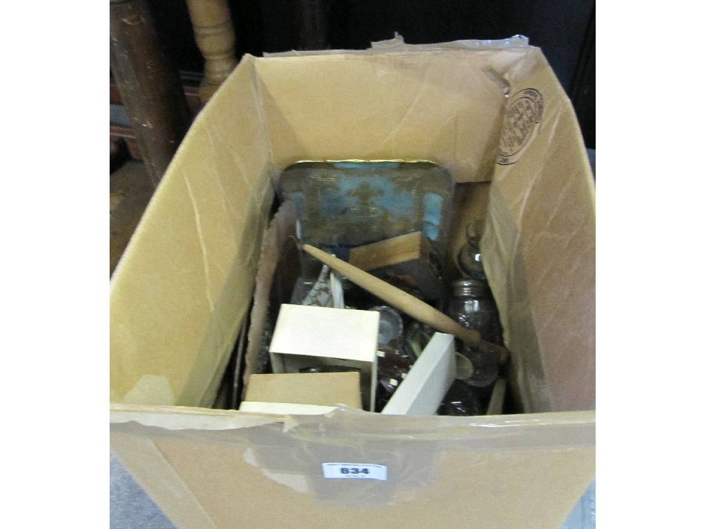 Appraisal: Box of assorted items to include glass jars spurtle etc