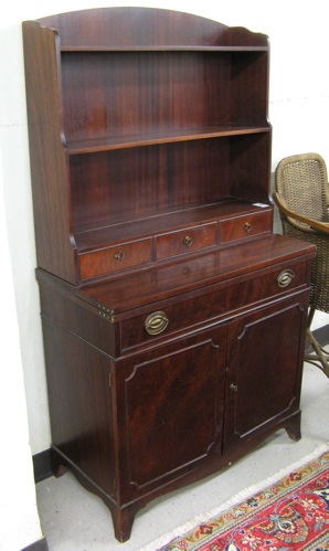 Appraisal: FEDERAL STYLE MAHOGANY BUTLER'S TEA HUTCH American mid th century