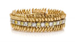 Appraisal: An Karat Yellow Gold Platinum Colored Diamond and Diamond Bracelet