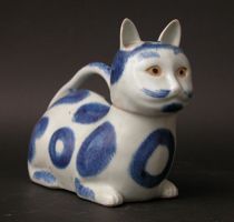 Appraisal: Poreclain Cat Chamber Pot Early th Century This porcelain cat