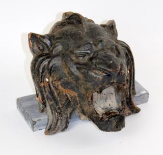 Appraisal: Antique Cast iron lion head fountain head Antique cast iron