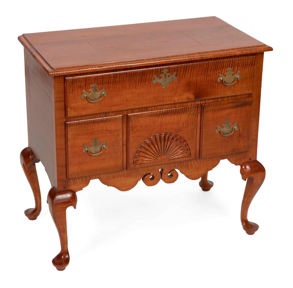 Appraisal: QUEEN ANNE DUNLAP-STYLE LOWBOY TH CENTURY HEIGHT WIDTH DEPTH QUEEN