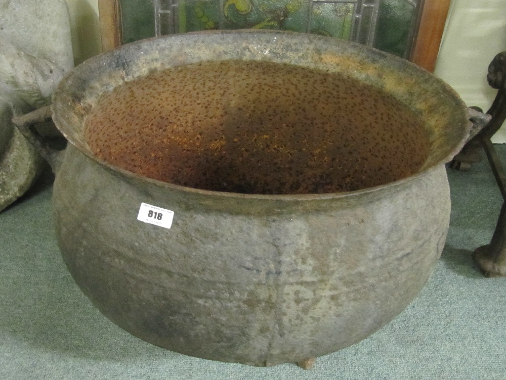 Appraisal: Large cast iron cauldron