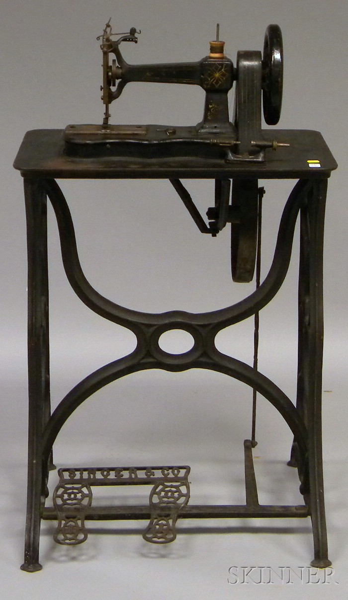 Appraisal: Singer Mfg Co Black-painted and Gilt-decorated Cast Iron Treadle-base Belt-driven