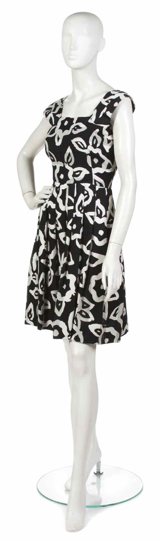 Appraisal: A Pauline Trigere Black and White Cotton Dress white shoulder